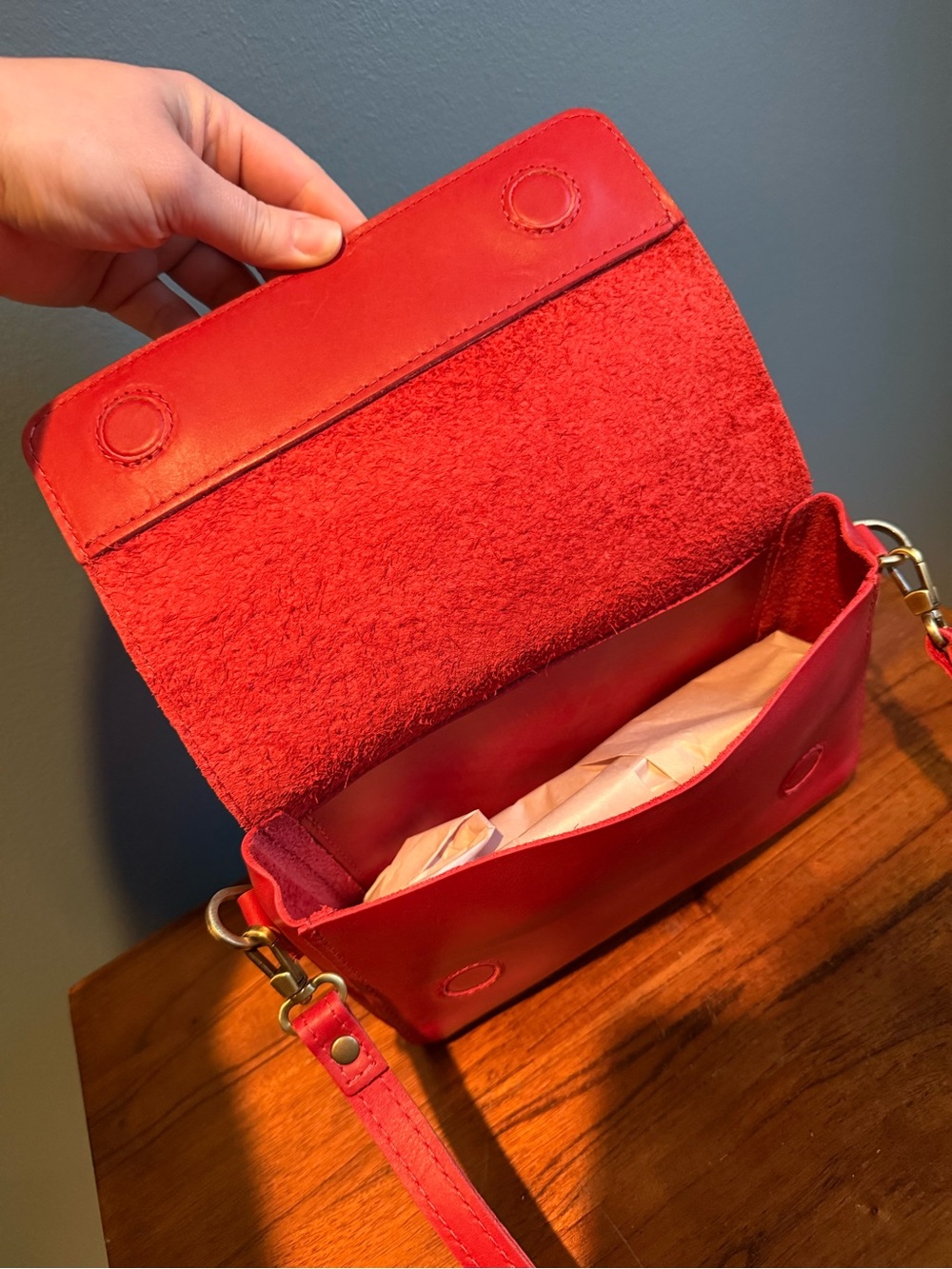 Portland Leather Goods - Metro, Ruby, medium - Picture 2 of 8
